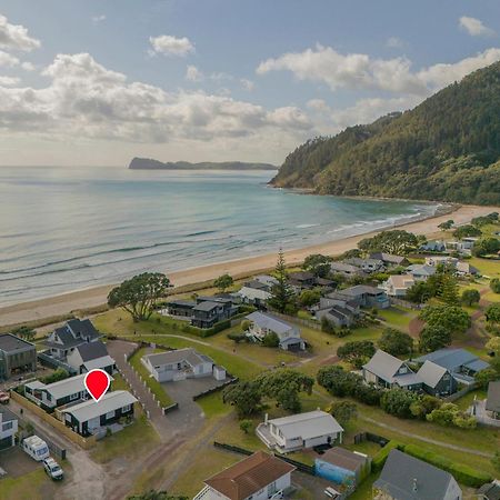 Retreat By The Beach - Pauanui Holiday Home エクステリア 写真