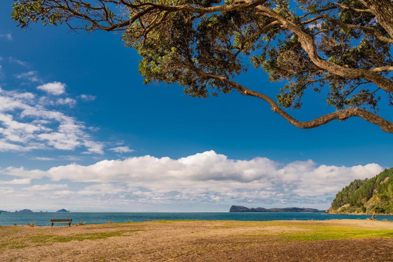 Retreat By The Beach - Pauanui Holiday Home エクステリア 写真