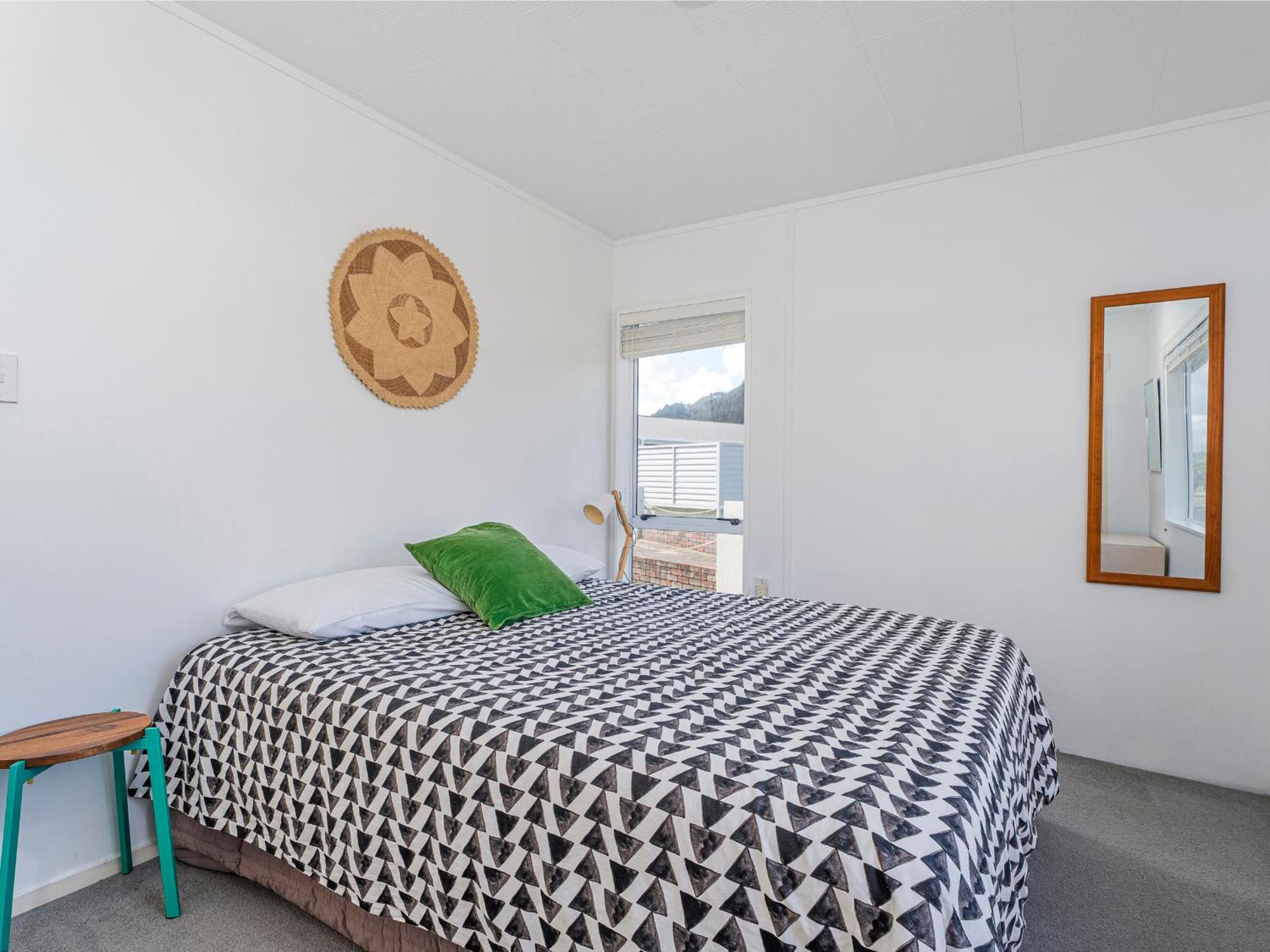 Retreat By The Beach - Pauanui Holiday Home エクステリア 写真
