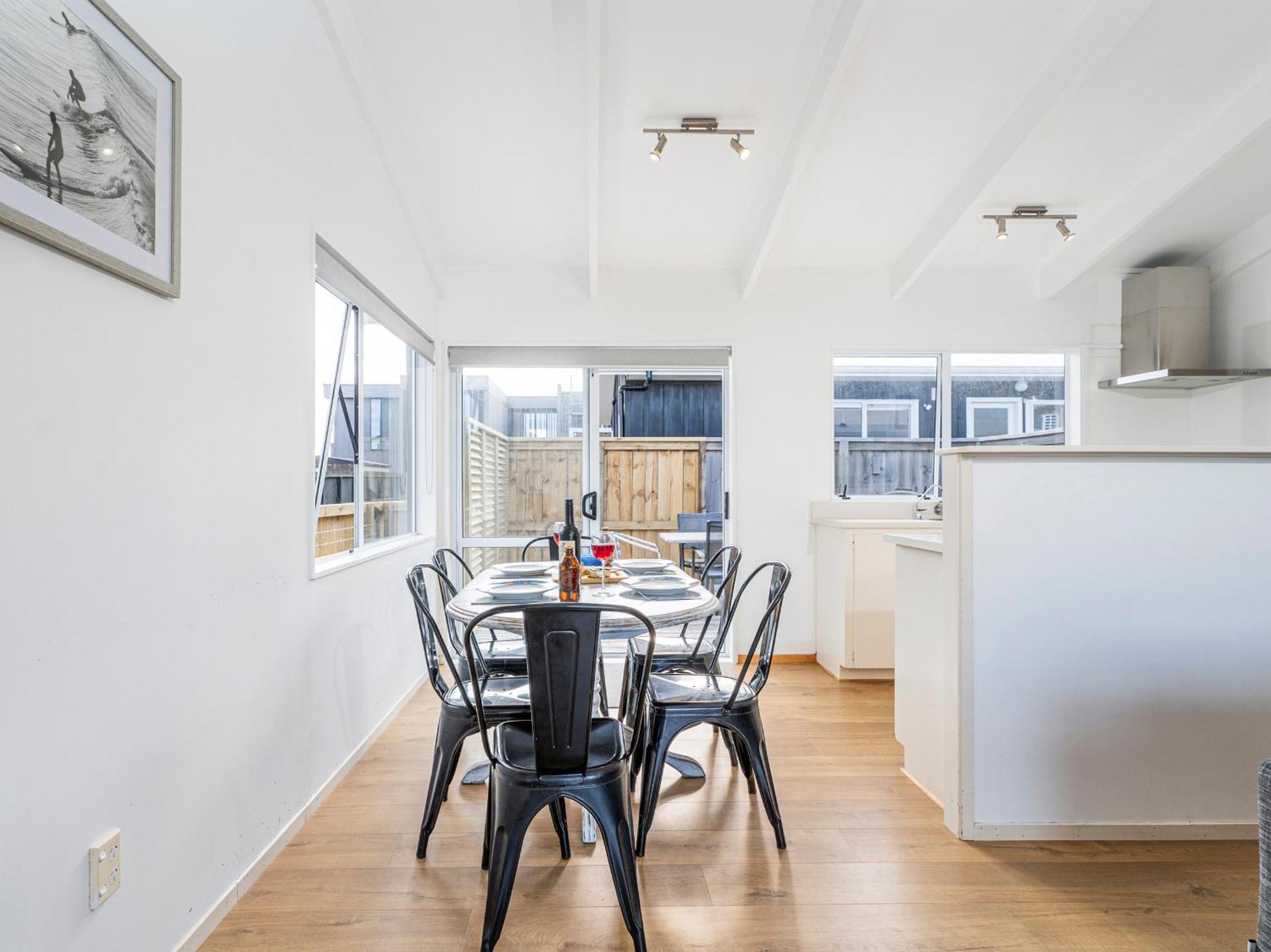 Retreat By The Beach - Pauanui Holiday Home エクステリア 写真