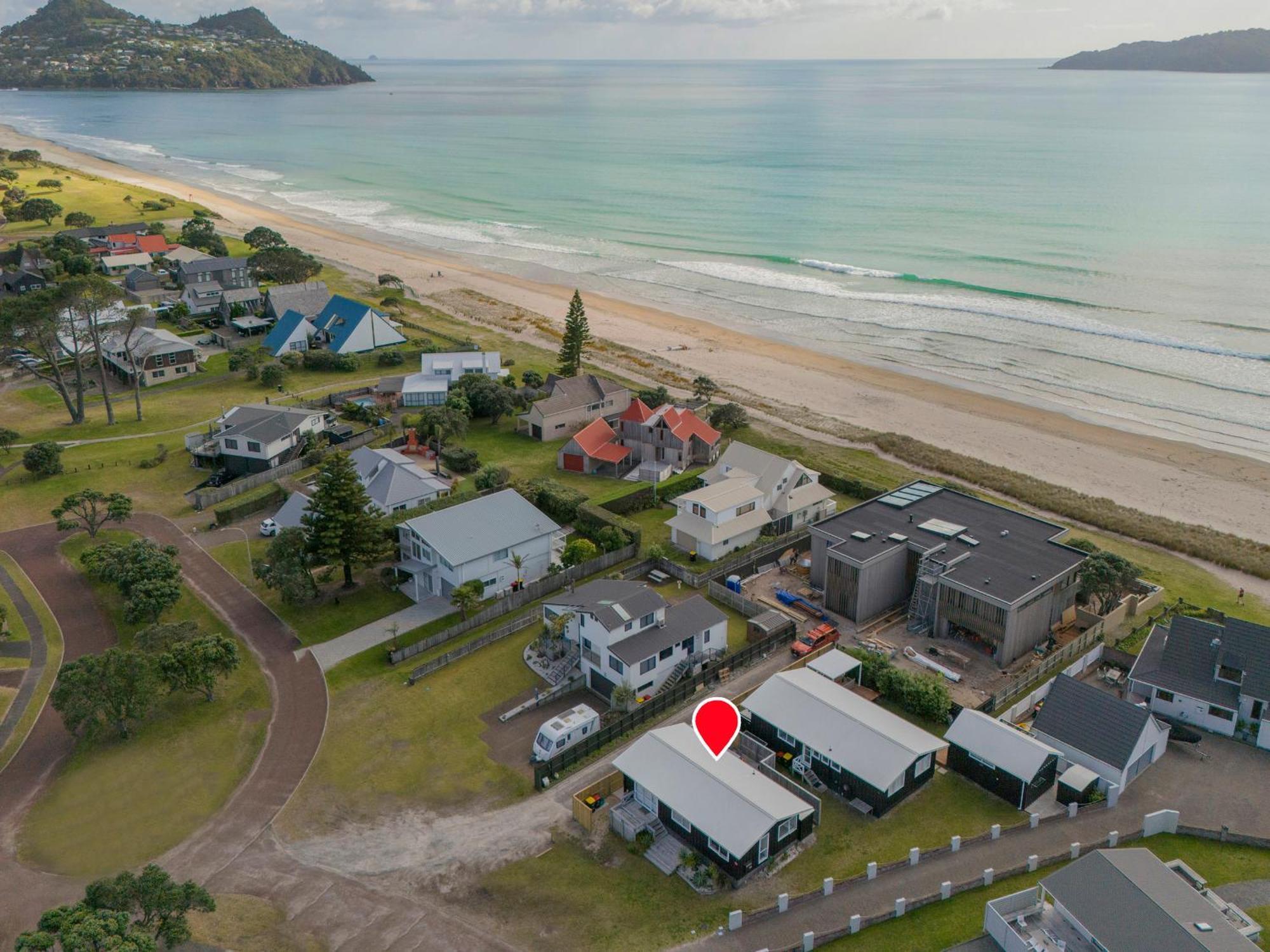Retreat By The Beach - Pauanui Holiday Home エクステリア 写真
